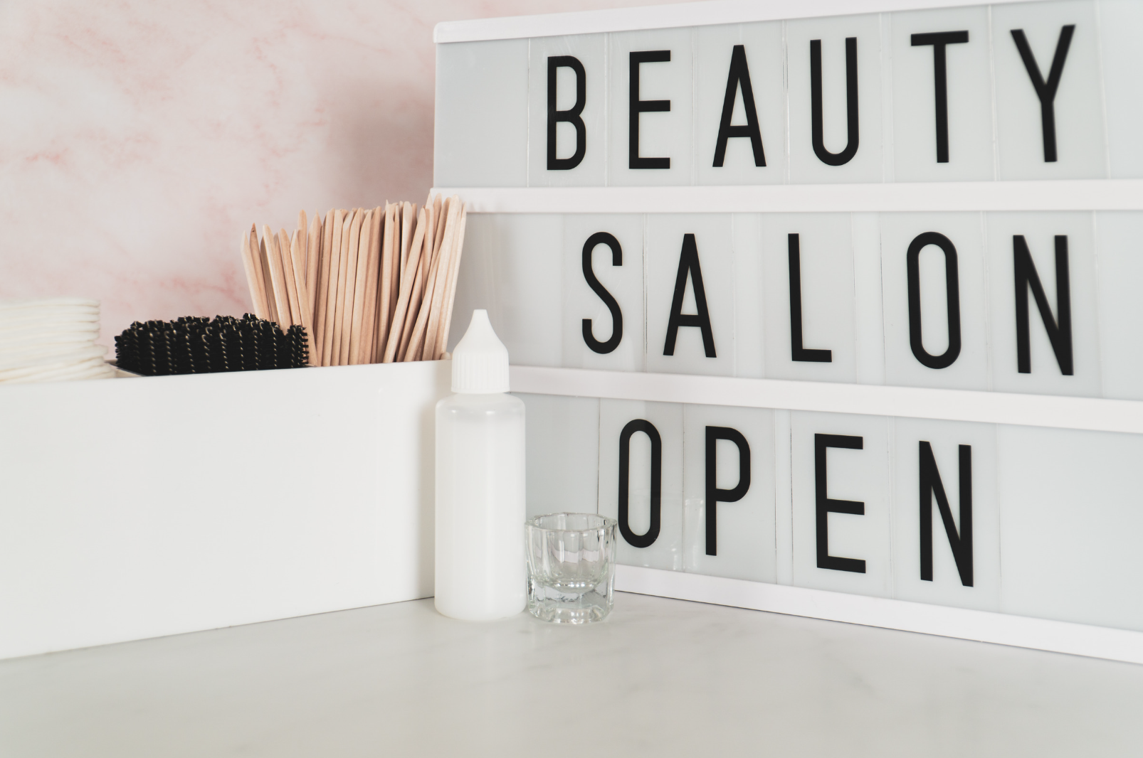 Writing A Salon Mission Statement [+8 Examples]